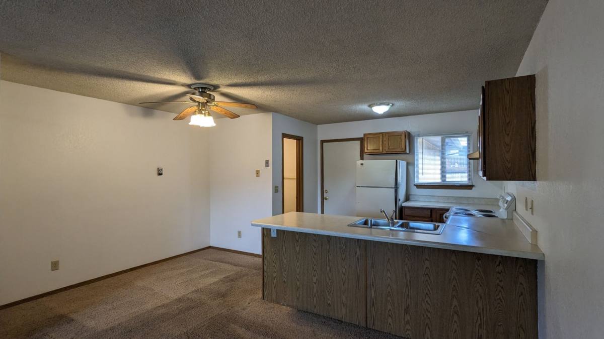 Townhouse for rent at 1299 Vondelpark Dr, Colorado Springs, CO 80907