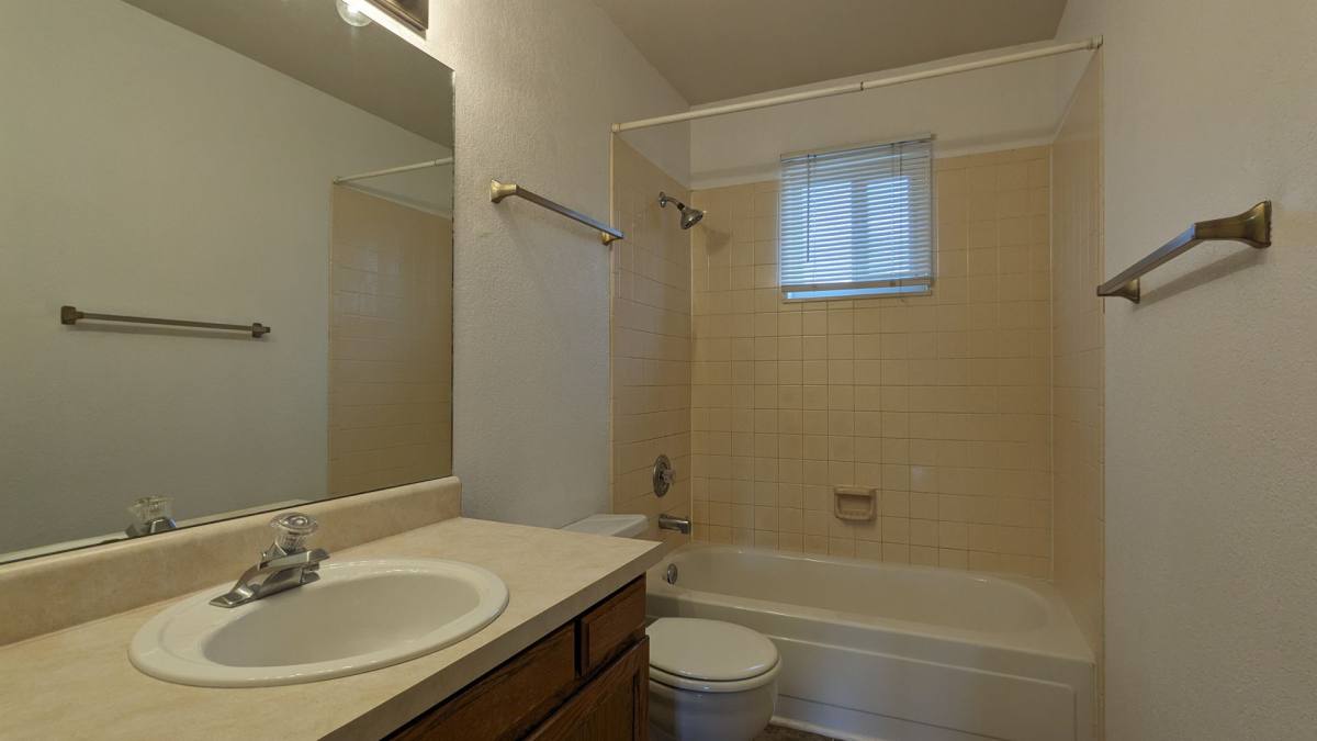 Townhouse for rent at 1299 Vondelpark Dr, Colorado Springs, CO 80907