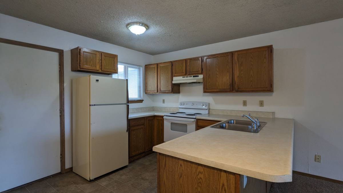 Townhouse for rent at 1299 Vondelpark Dr, Colorado Springs, CO 80907