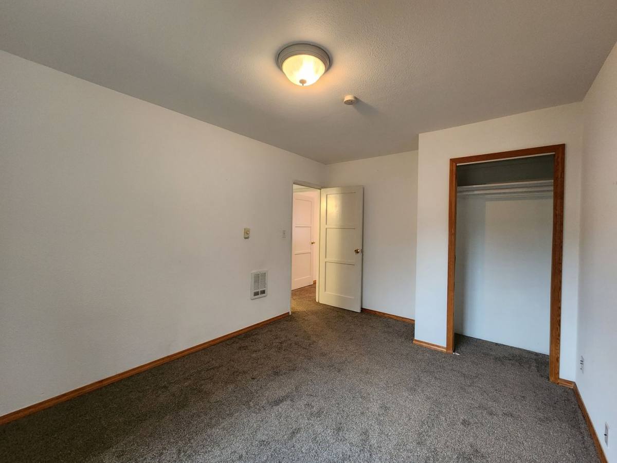 House for rent at 416 N Laventure, Mount Vernon, WA 98273