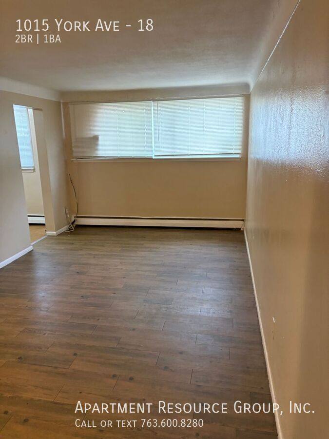 Apartment for rent at 1015 York Ave, Saint Paul, MN 55106