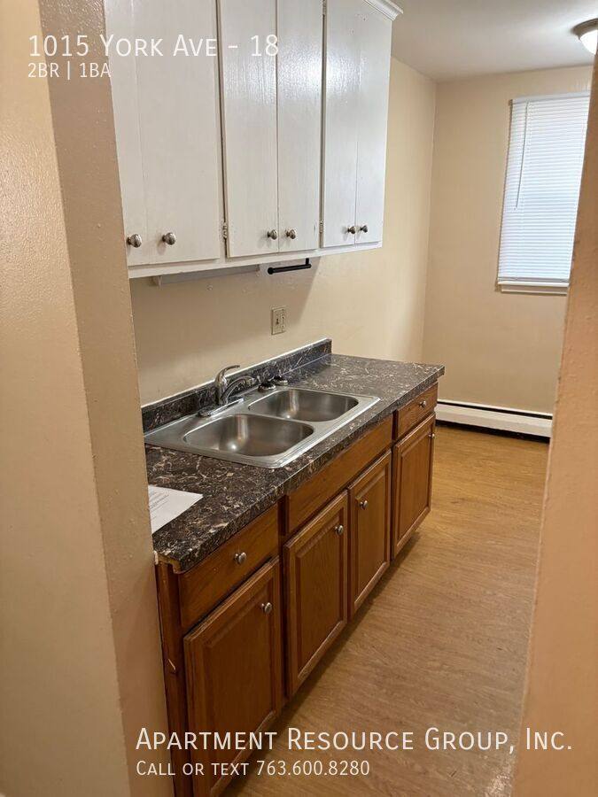 Apartment for rent at 1015 York Ave, Saint Paul, MN 55106