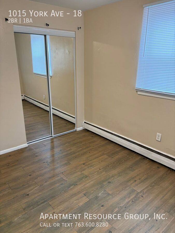 Apartment for rent at 1015 York Ave, Saint Paul, MN 55106