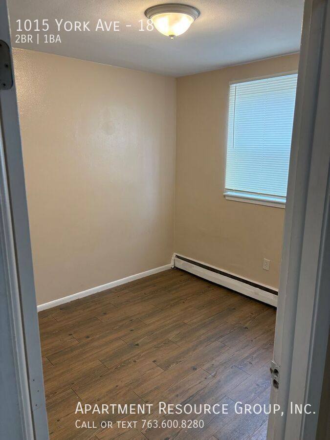 Apartment for rent at 1015 York Ave, Saint Paul, MN 55106