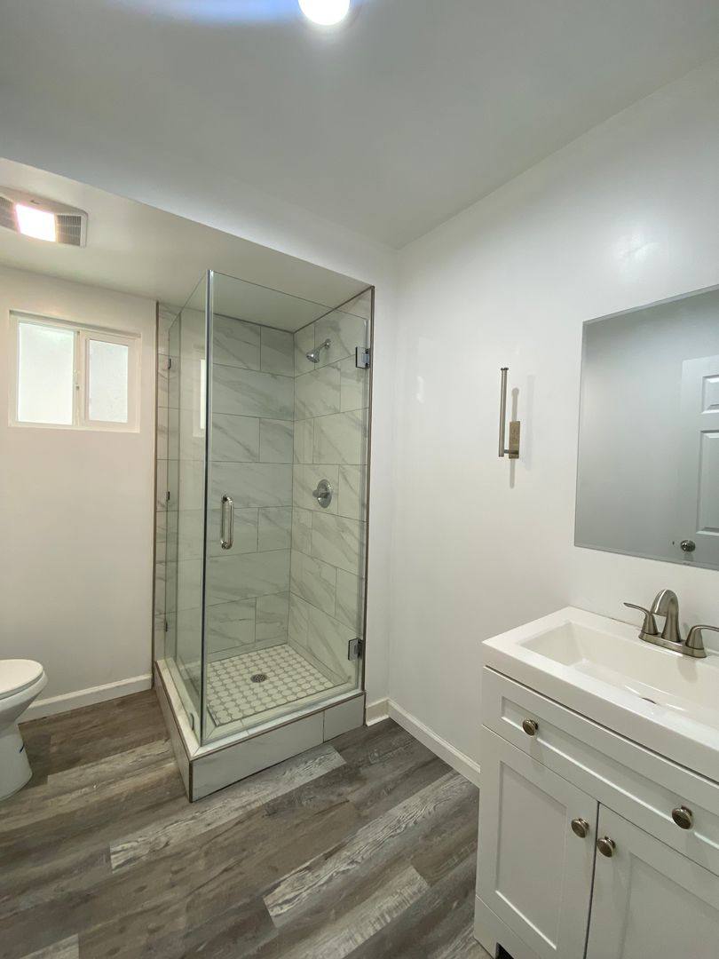 Apartment for rent at 5543-5547 1 2 Atlantic Ave, Long Beach, CA 90805