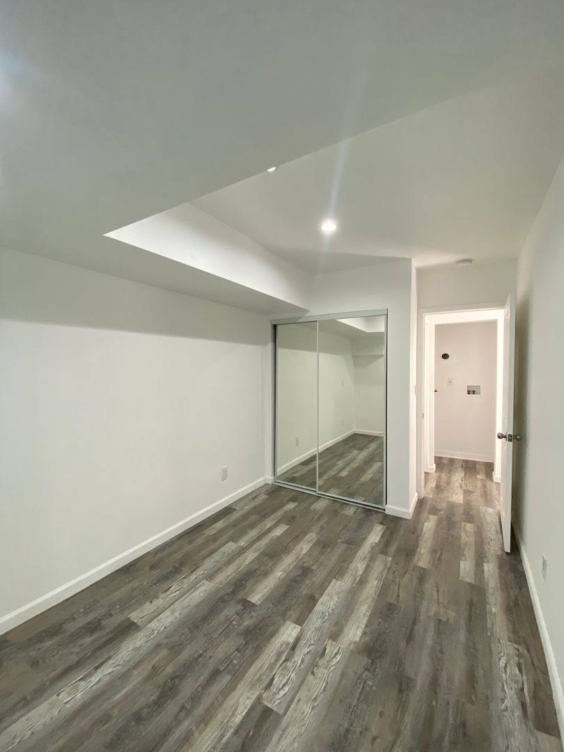 Apartment for rent at 5543-5547 1 2 Atlantic Ave, Long Beach, CA 90805
