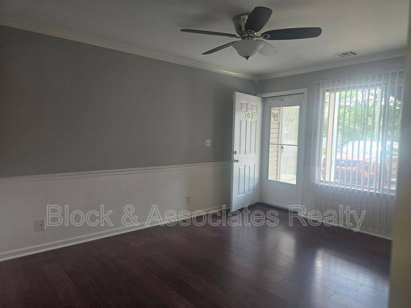 Condo for rent at 702 Westbrook, High Point, NC 27263