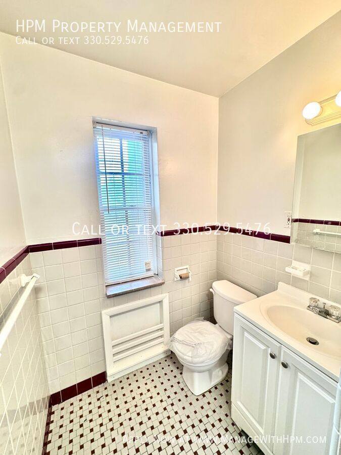 Apartment for rent at 3310 Warrensville Center Rd, Beachwood, OH 44122