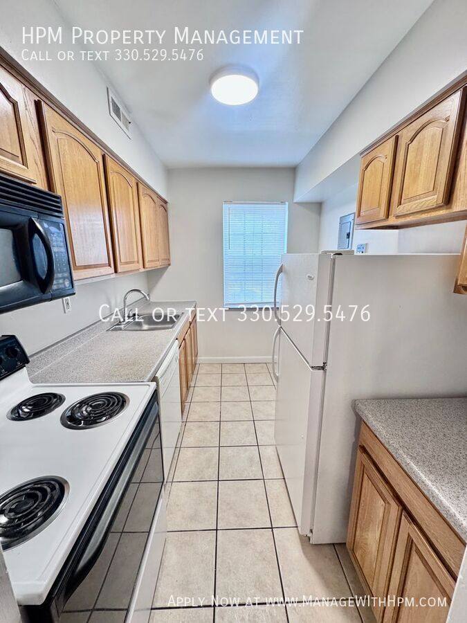 Apartment for rent at 3310 Warrensville Center Rd, Beachwood, OH 44122