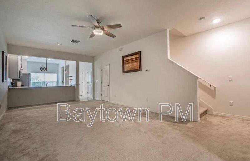 House for rent at 1122 Hillhurst Dr, Wesley Chapel, FL 33543