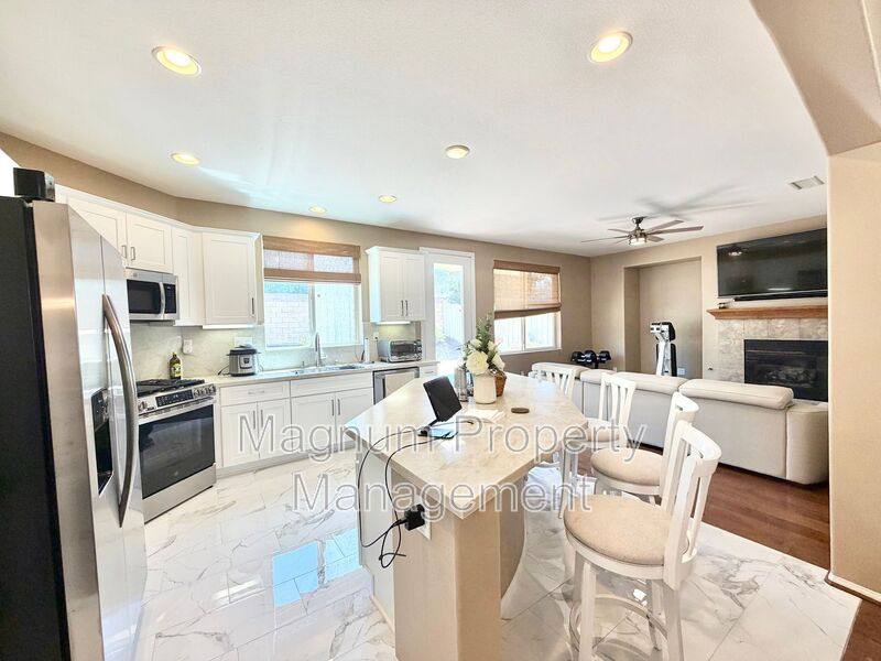 House for rent at 33517 Cedar Creek Lane, Lake Elsinore, CA 92532