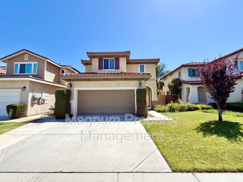 House for rent at 33517 Cedar Creek Lane, Lake Elsinore, CA 92532