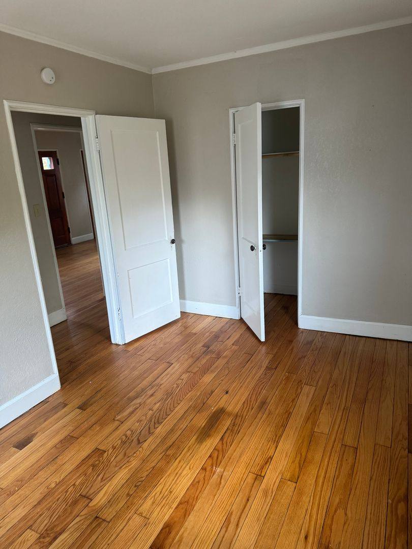 House for rent at 613 Morton Ave, Des Moines, IA 50313