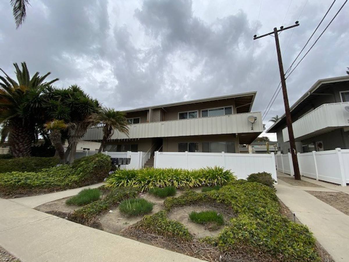 Apartment for rent at 3351 Rexford St, Ventura, CA 93003