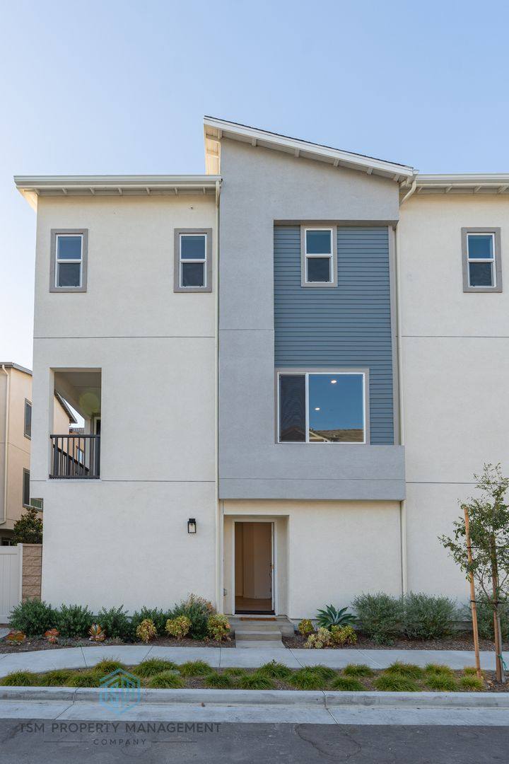 House for rent at 2539 Dorris St, South El Monte, CA 91733