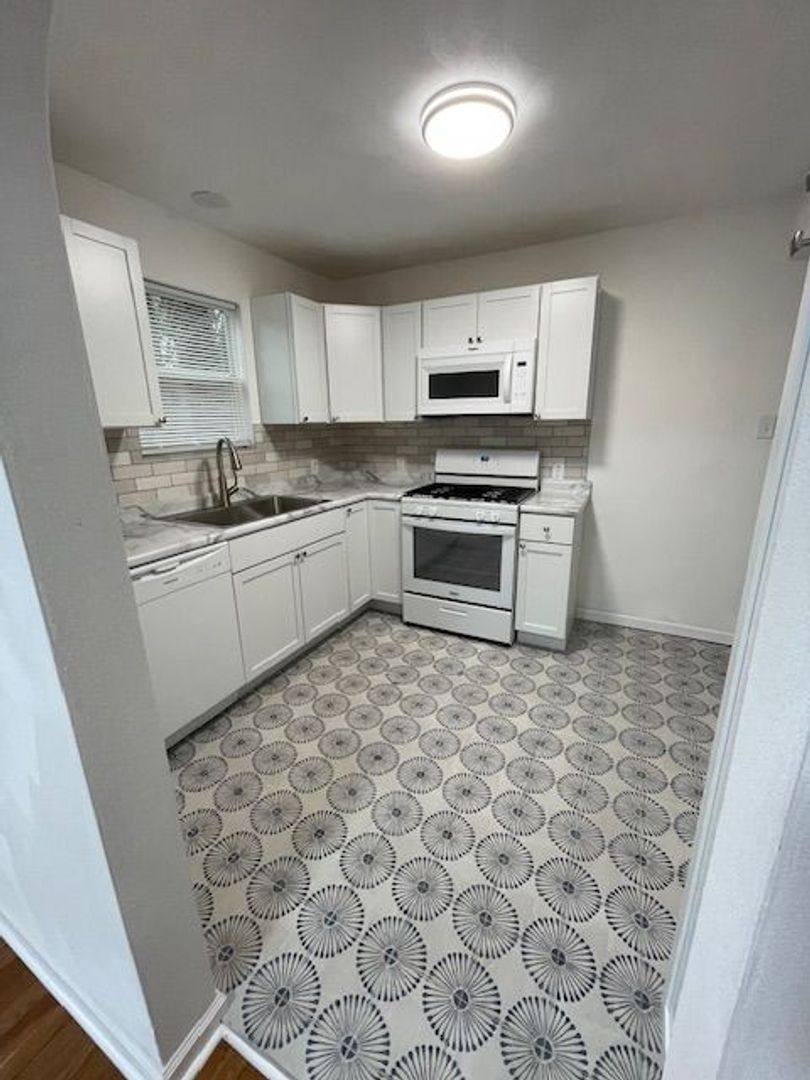 House for rent at 10021 St Clair Ave, Fairview Heights, IL 62208