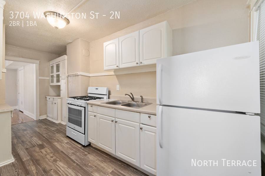 Apartment for rent at 3704 Washington St, Kansas City, MO 64111