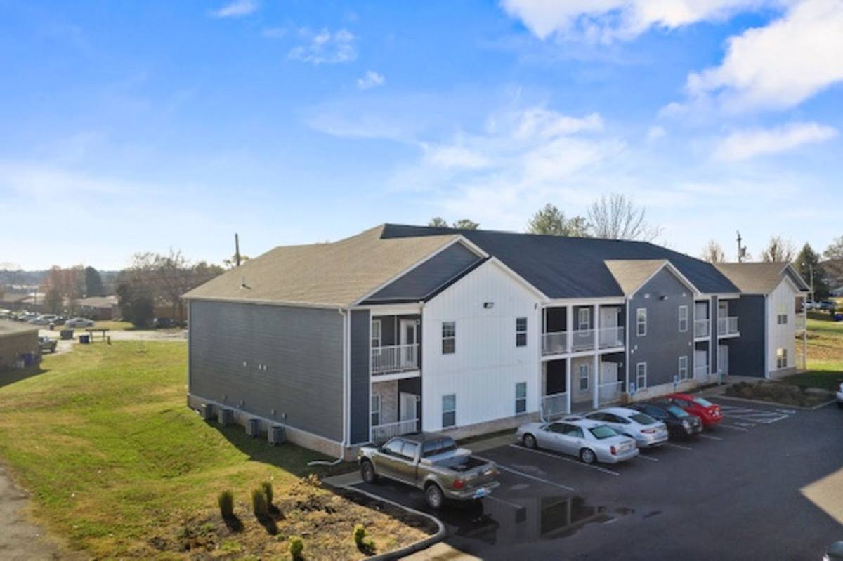Apartment for rent at 1624 Westen St, Bowling Green, KY 42104