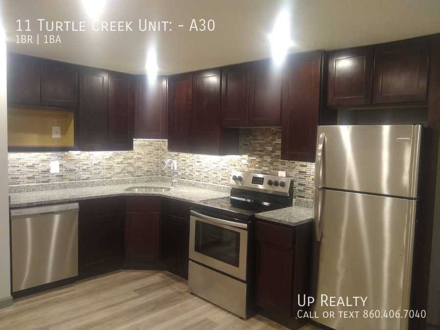 Apartment for rent at 11 Turtle Creek, East Hartford, CT 06108