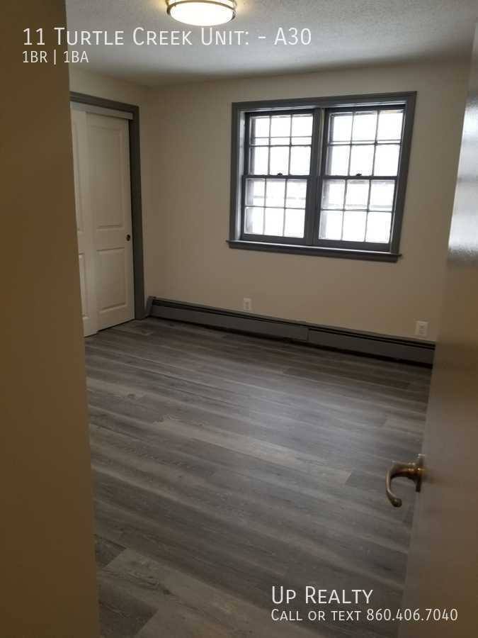 Apartment for rent at 11 Turtle Creek, East Hartford, CT 06108