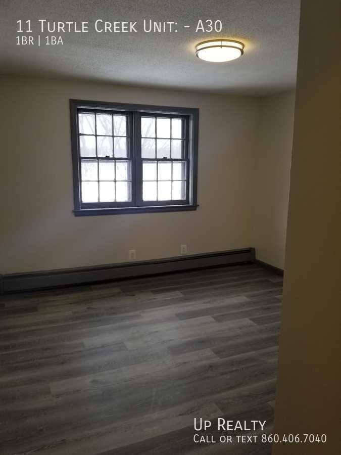 Apartment for rent at 11 Turtle Creek, East Hartford, CT 06108