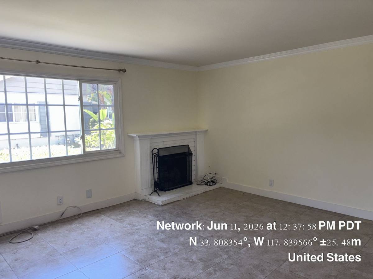 Townhouse for rent at 1201 N California, Orange, CA 92867