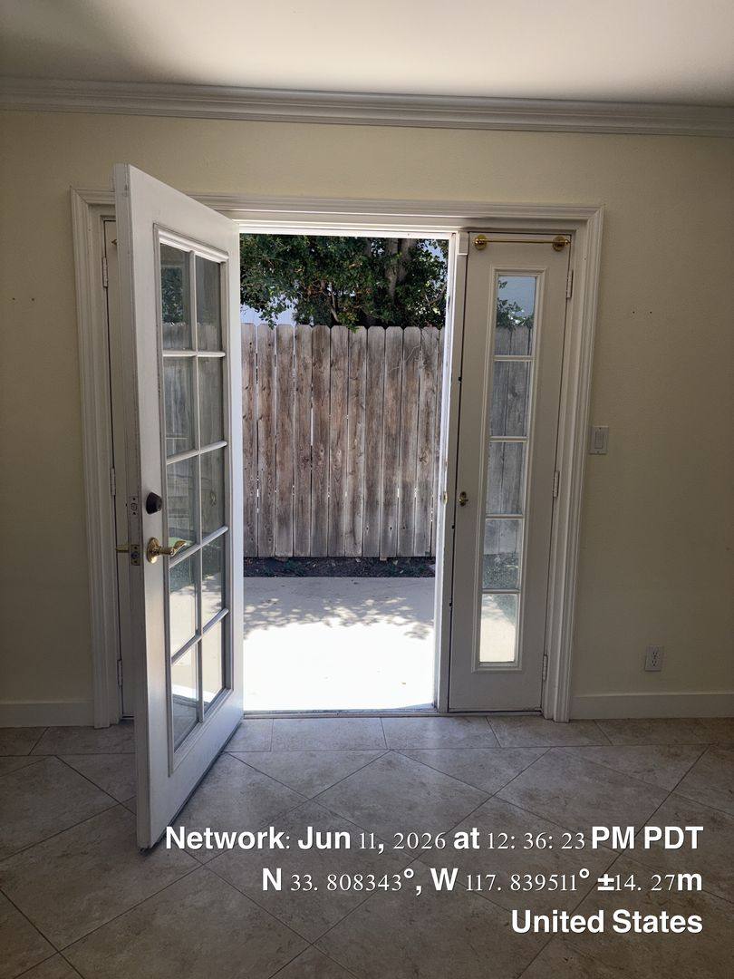 Townhouse for rent at 1201 N California, Orange, CA 92867