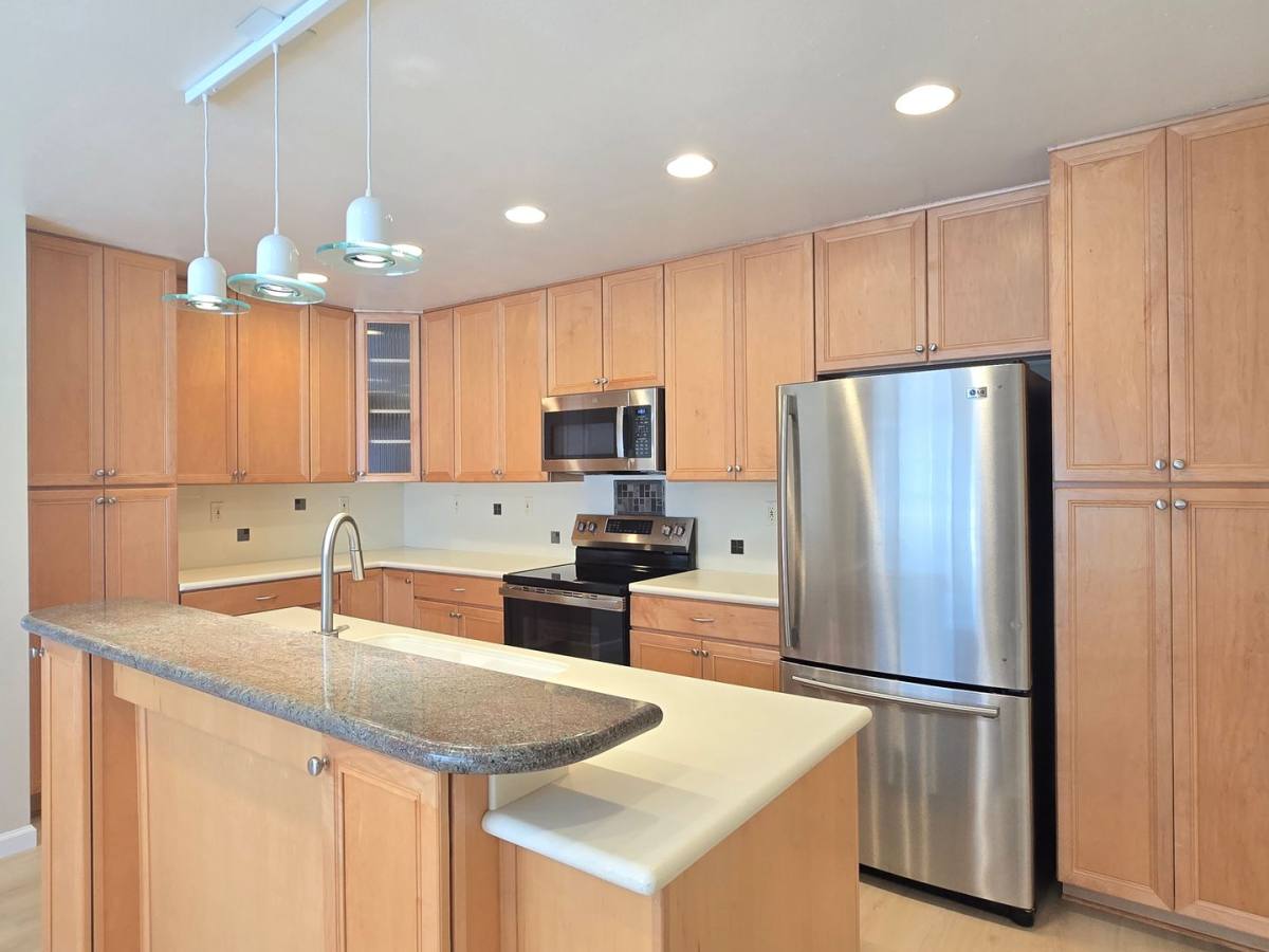 House for rent at 1315 Shoal Dr, San Mateo, CA 94404