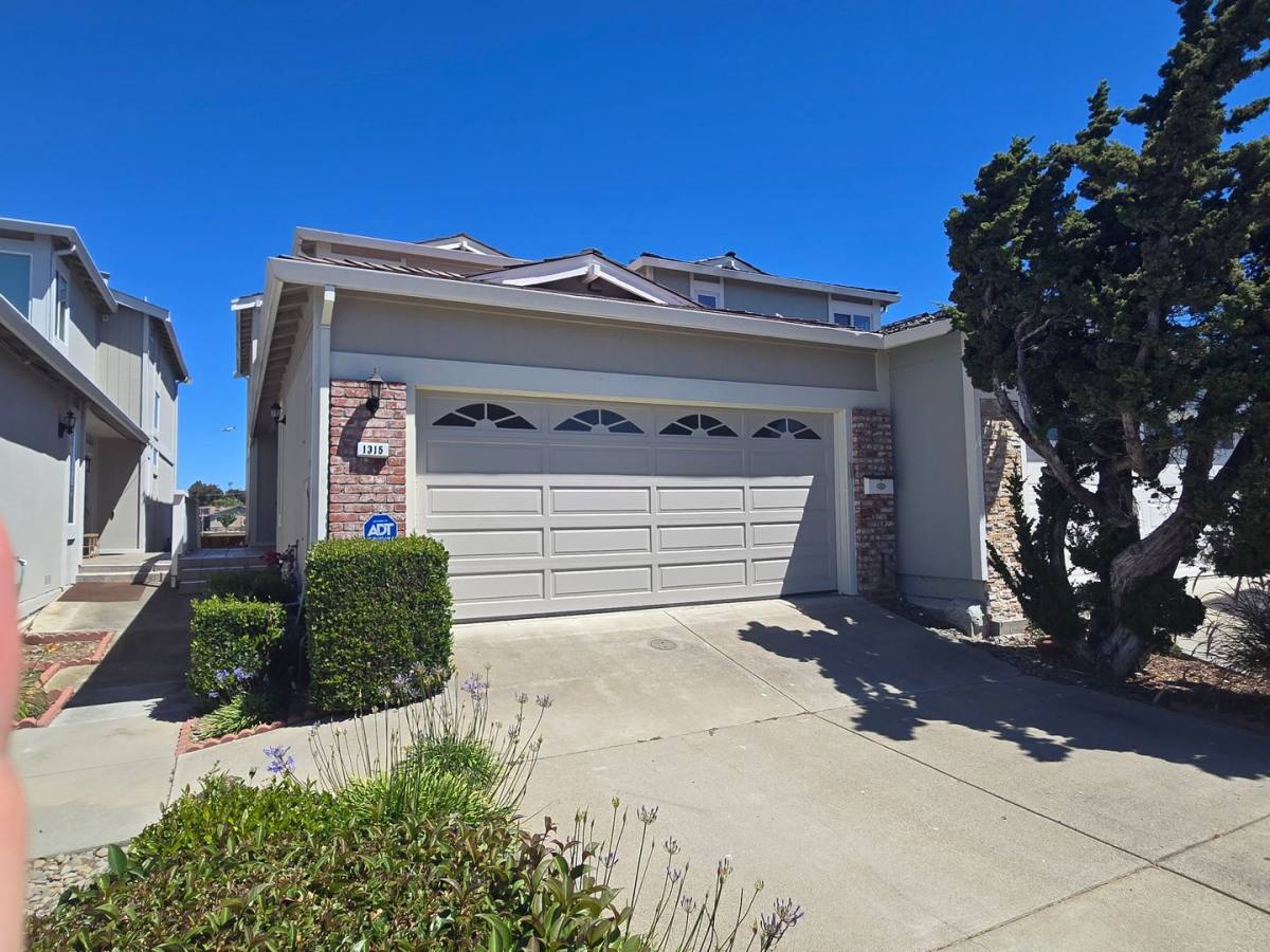 House for rent at 1315 Shoal Dr, San Mateo, CA 94404