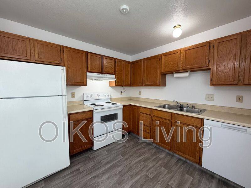 House for rent at 7520 Bearfoot Circle #3, Anchorage, AK 99502
