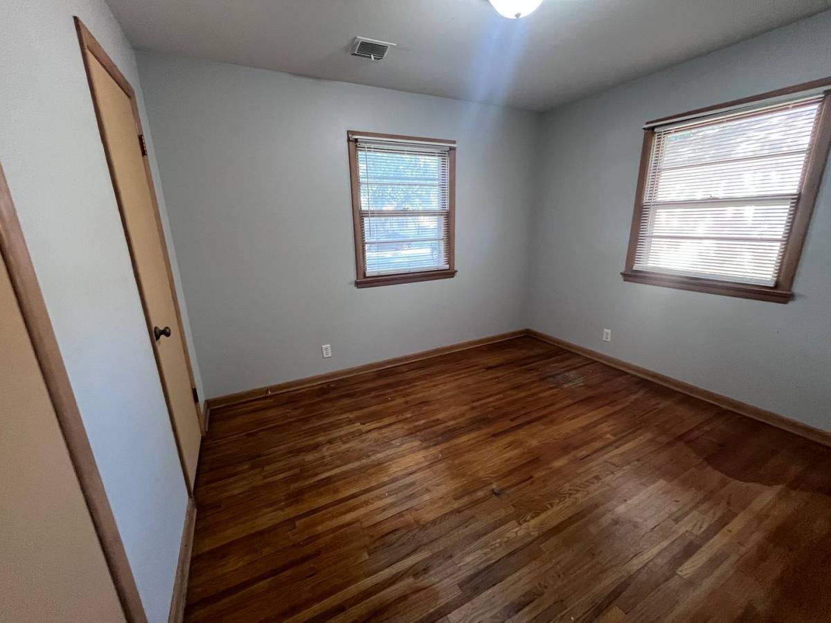 House for rent at 1803 W Dallas, Wichita, KS 67217