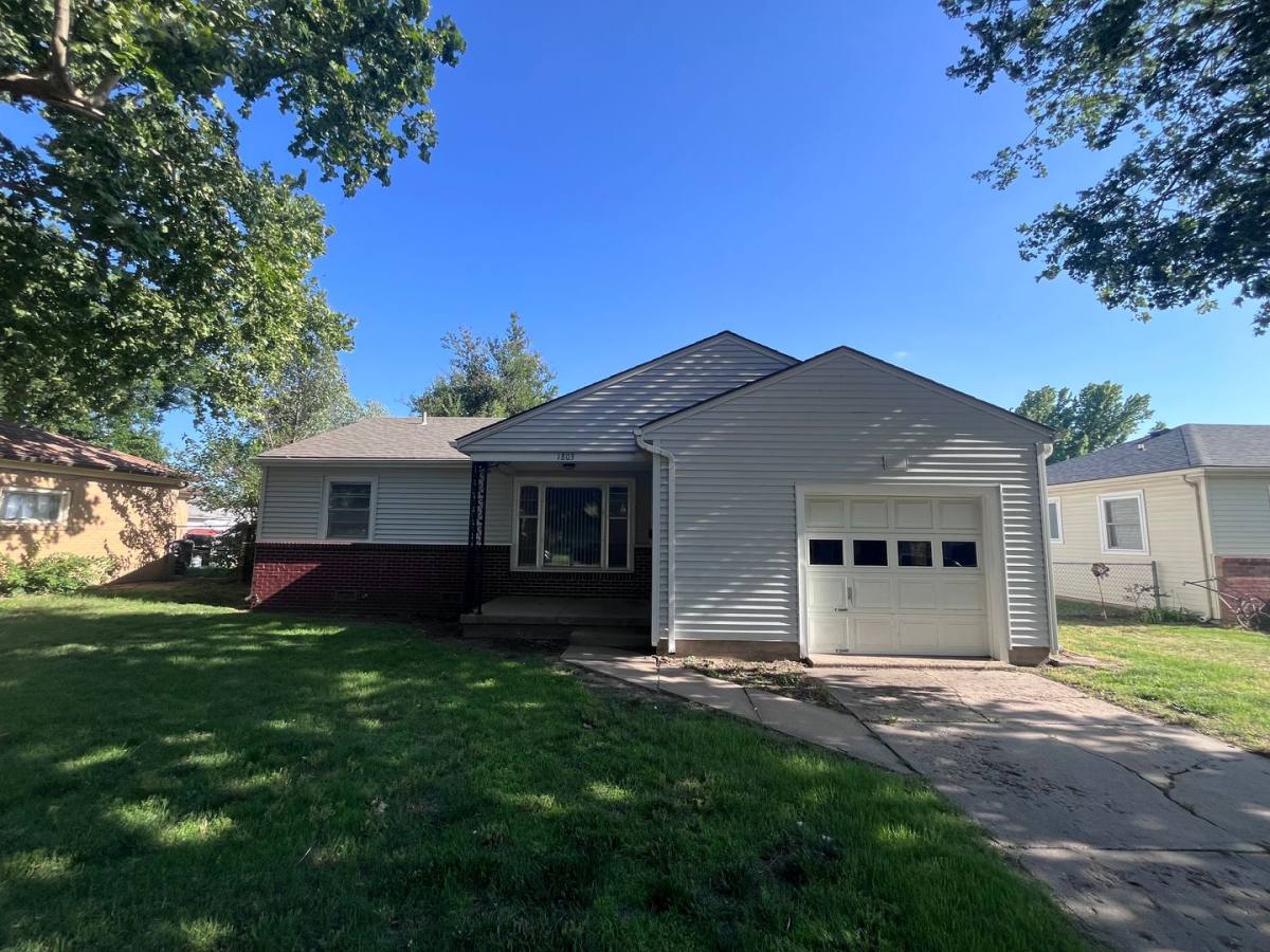 House for rent at 1803 W Dallas, Wichita, KS 67217