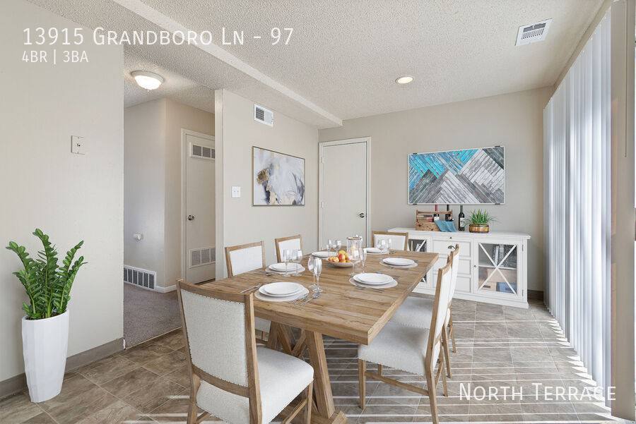 Apartment for rent at 13915 Grandboro Lane, Grandview, MO 64030