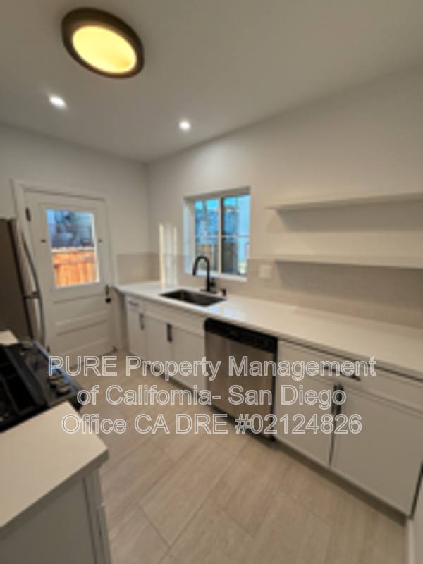 House for rent at 4218-28 Iowa St #4228, San Diego, CA 92104