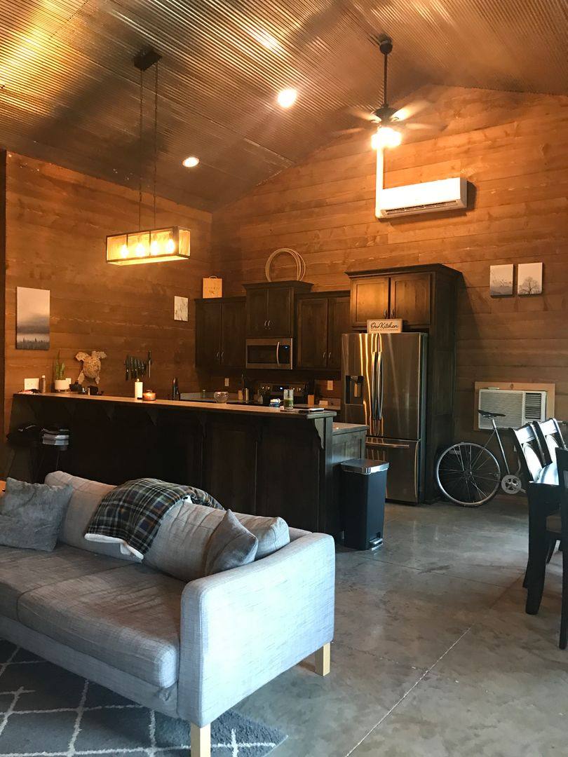 House for rent at 3976 State Highway 176 E, Chestnutridge, MO 65630