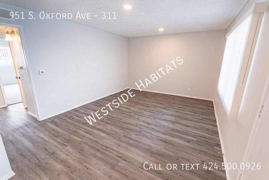 Apartment for rent at 951 S Oxford Ave, Los Angeles, CA 90006
