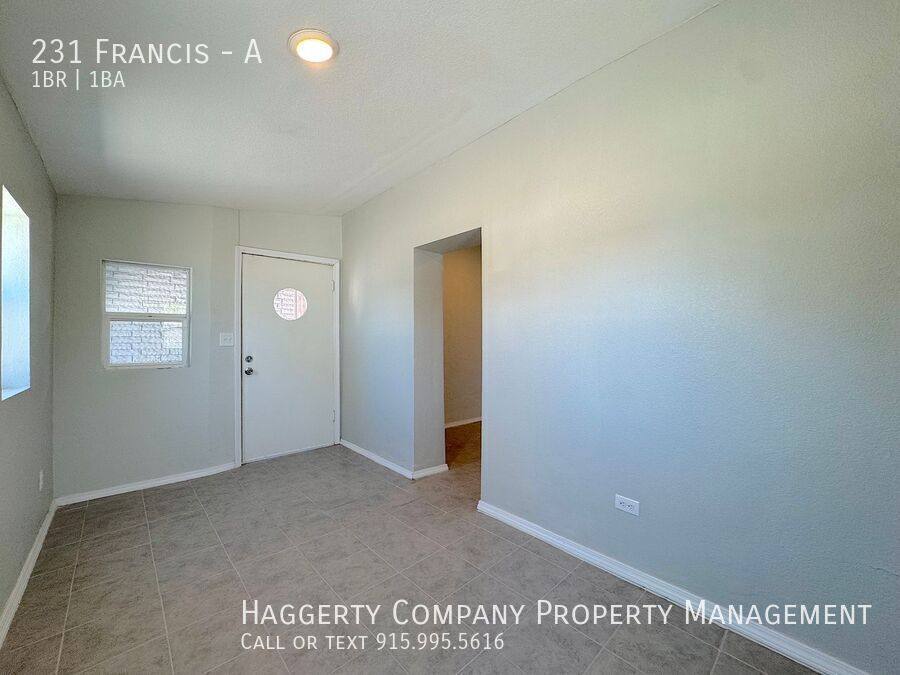 Apartment for rent at 231 Francis, El Paso, TX 79905