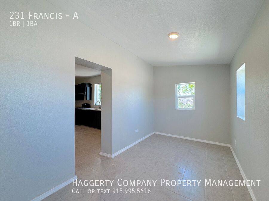 Apartment for rent at 231 Francis, El Paso, TX 79905