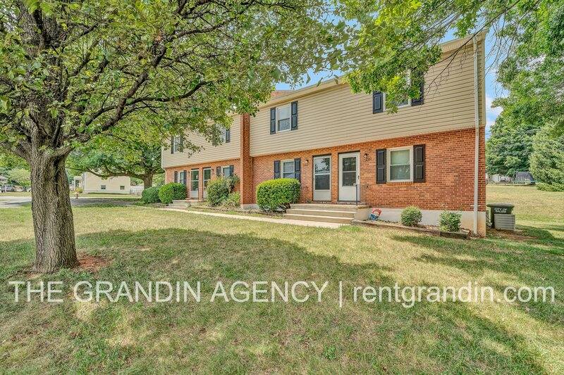 House for rent at 2163 Mulberry St, Salem, VA 24153