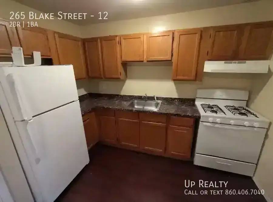 265 Blake St, New Haven, CT 06515 - Apartment for Rent