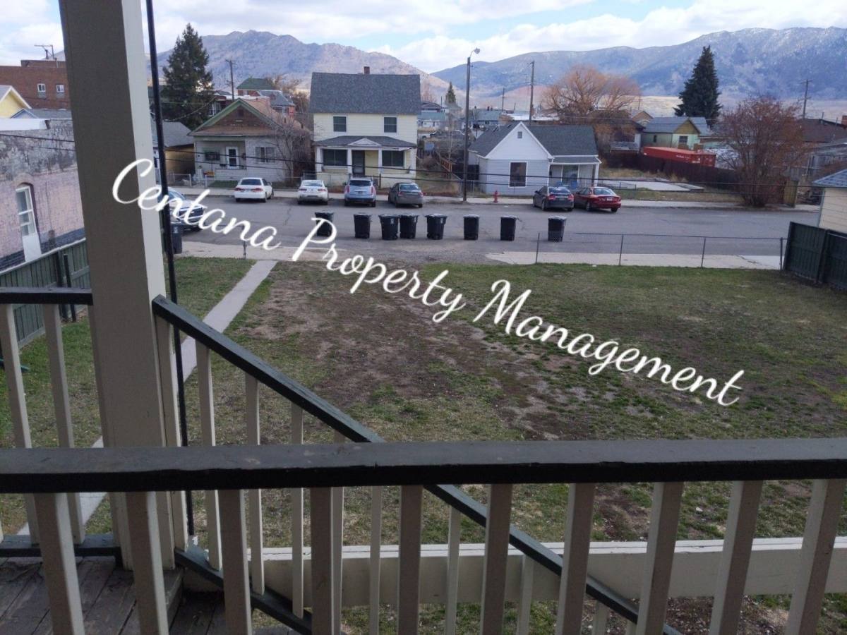 Apartment for rent at 1018 -1020 Maryland, Butte, MT 59701