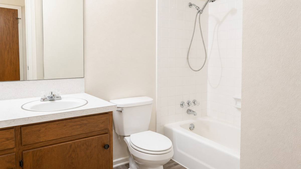 Apartment for rent at 1908-1910 N Alexander St, Sherman, TX 75092