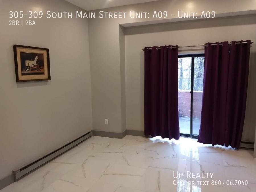 Apartment for rent at 305-309 S Main St, Middletown, CT 06457