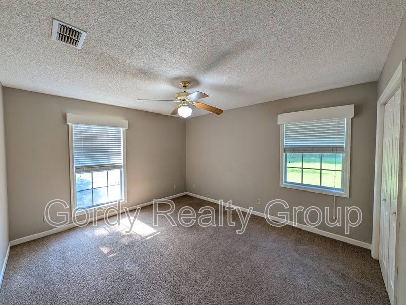 House for rent at 5172 Flint Chip Way, Marianna, FL 32446