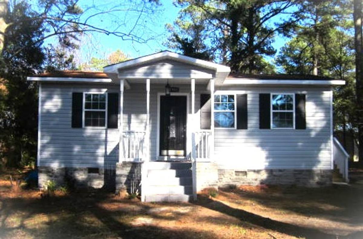 House for rent at 1903 Farrior Ave SE, Wilson, NC 27893