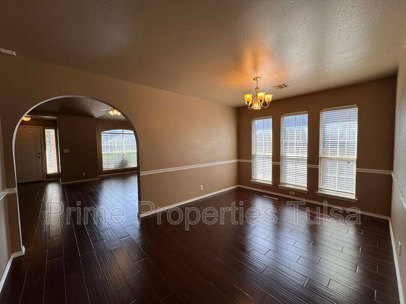 House for rent at 9028 E 99th St S, Tulsa, OK 74133