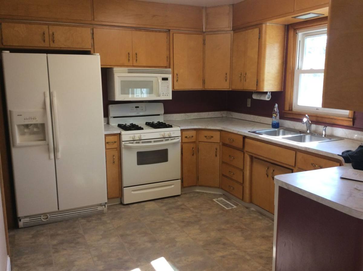 House for rent at 1360 1st St S, Dickinson, ND 58601