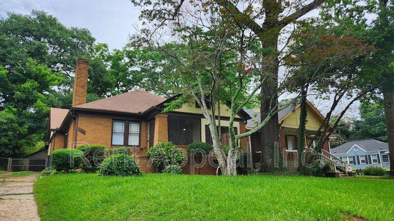 House for rent at 1029 Katherwood Dr SW, Atlanta, GA 30310