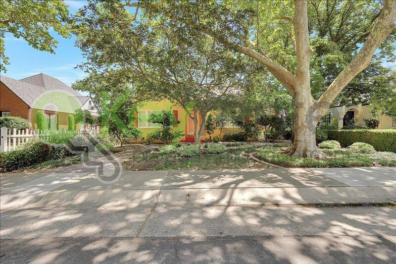 House for rent at 2933 27th St, Sacramento, CA 95818
