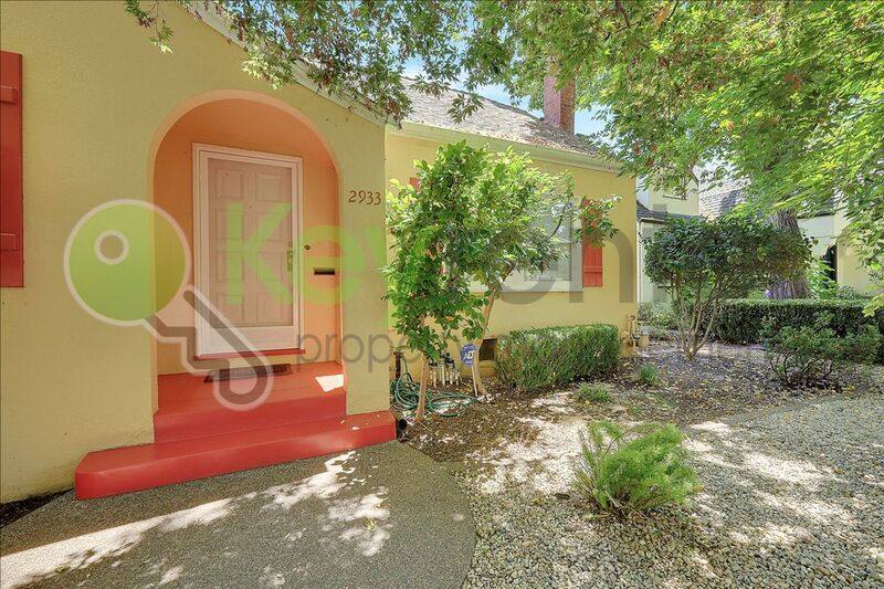 House for rent at 2933 27th St, Sacramento, CA 95818